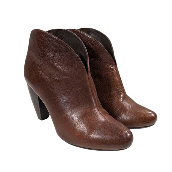 Born Crown Distressed Ankle Booties GUC Size 6 M/W S2957 - Picture 3 of 11